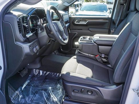 New 2026 Chevrolet Silverado 1500 LT image 17