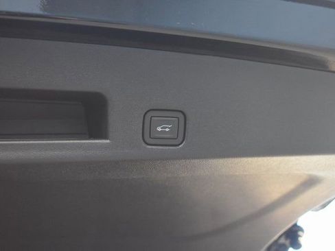 New 2026 Chevrolet Traverse LT w/ Driver Confidence Package image 11