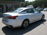 Used 2023 Nissan Altima 2.5 SV image 4