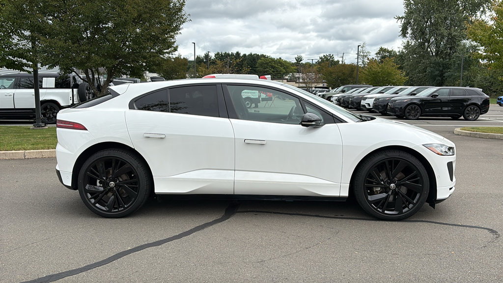 Used 2024 Jaguar I-PACE R-Dynamic HSE AWD/4WD image 9