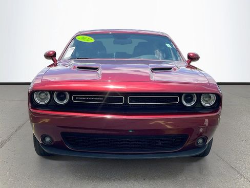 Used 2021 Dodge Challenger SXT w/ Driver Convenience Group AWD/4WD image 2