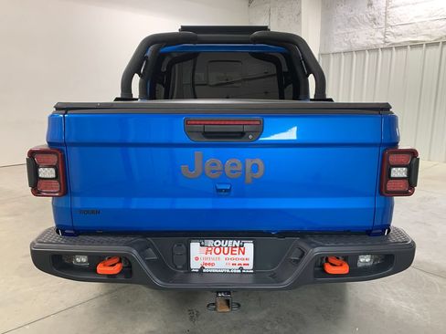 Used 2021 Jeep Gladiator Mojave AWD/4WD image 23