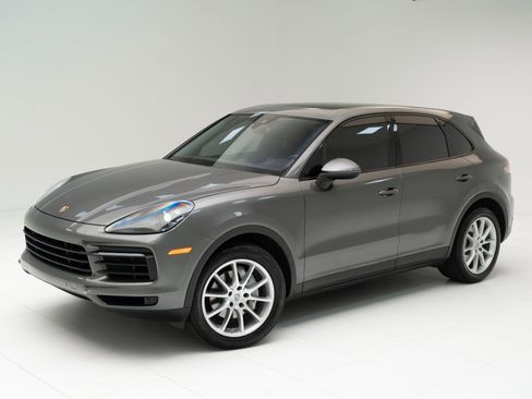 Used 2020 Porsche Cayenne image 1