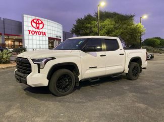 Used 2025 Toyota Tundra SR5 video 1