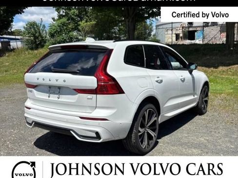 Used 2024 Volvo XC60 T8 Ultimate w/ Climate Package AWD/4WD image 3