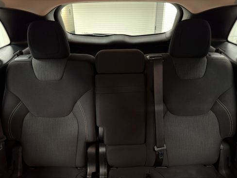 Used 2015 Jeep Cherokee Latitude w/ Cold Weather Group image 33