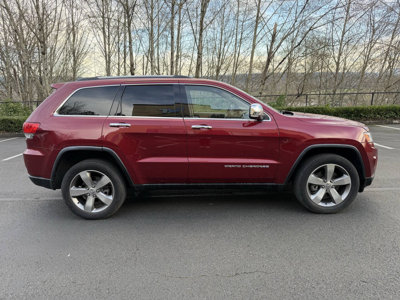 Used 2015 Jeep Grand Cherokee Limited AWD/4WD image 4