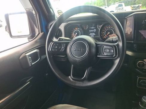 Used 2024 Jeep Wrangler Sport AWD/4WD image 19