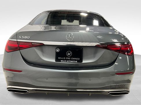 Used 2022 Mercedes-Benz S 580 4MATIC Sedan image 5
