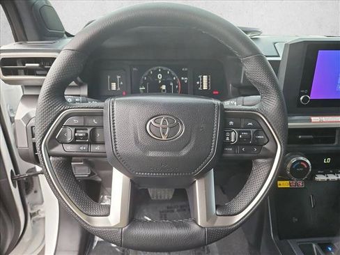 Certified 2026 Toyota Tacoma SR5 w/ SR5 Upgrade Package AWD/4WD image 13