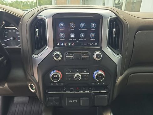Certified 2022 GMC Sierra 1500 SLT w/ SLT Premium Package AWD/4WD image 18