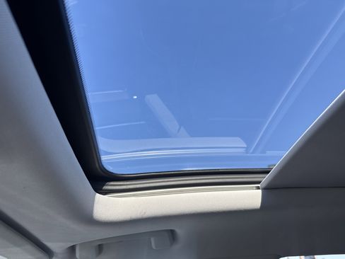 New 2026 GMC Terrain Denali w/ LPO, Floor Liner Package image 29