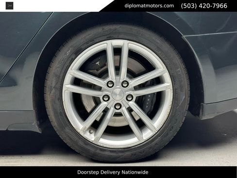 Used 2013 Tesla Model S image 39