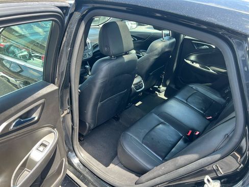 Used 2017 Chevrolet Malibu LT w/ True North Edition FWD image 13