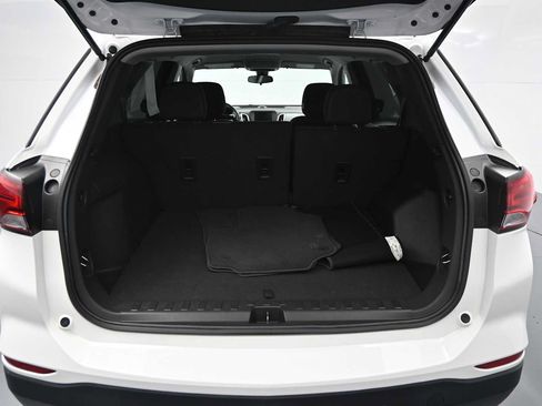 Used 2023 Chevrolet Equinox LS w/ LS Convenience Package AWD/4WD image 7