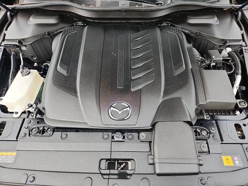 Certified 2024 MAZDA CX-90 3.3 Turbo w/ Preferred Plus AWD/4WD image 32