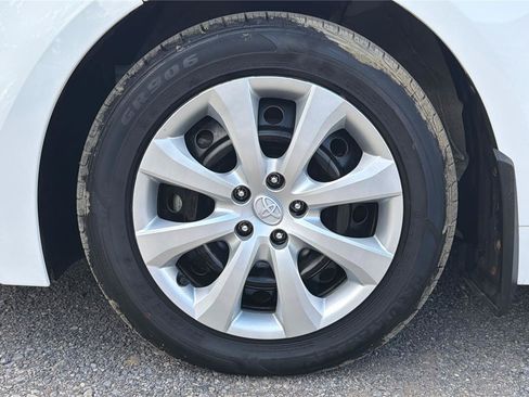 Used 2023 Toyota Corolla LE FWD image 25