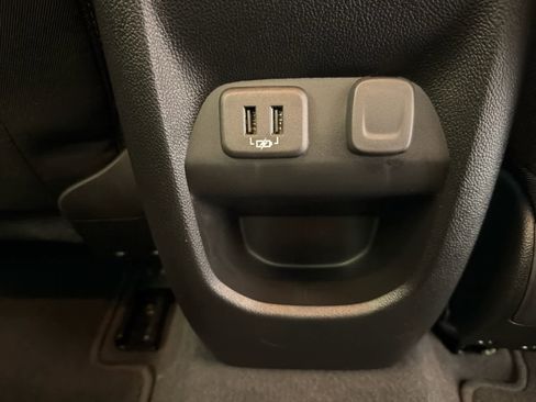 Certified 2022 GMC Canyon Elevation image 31