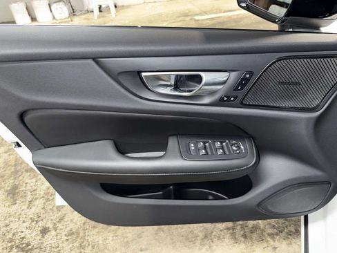 Used 2024 Volvo S60 B5 Plus w/ Climate Package FWD image 19