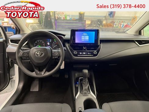 Certified 2024 Toyota Corolla LE image 14