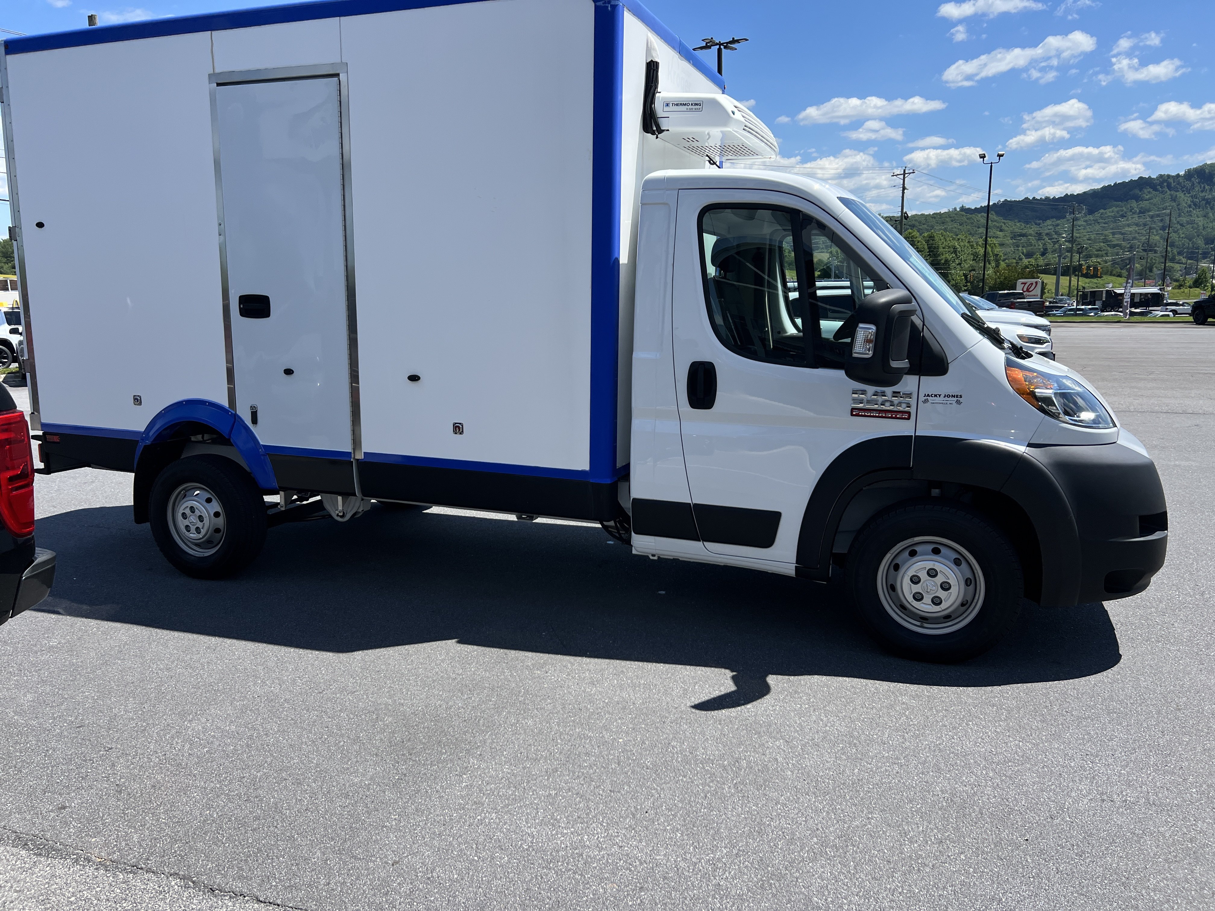 Used 2022 RAM ProMaster 3500 FWD image 4