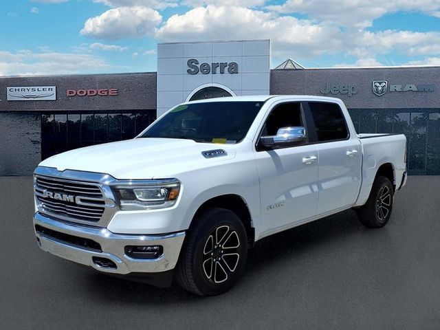 Used 2023 RAM 1500 Laramie AWD/4WD image 3