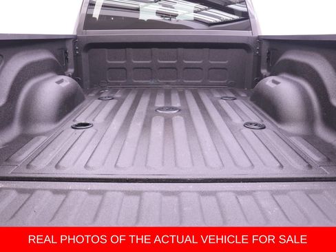 Used 2024 RAM 2500 Big Horn w/ Night Edition AWD/4WD image 13