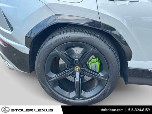 Used 2020 Lamborghini Urus AWD/4WD image 4