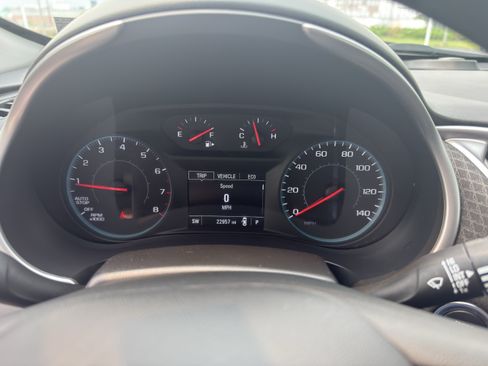 Used 2021 Chevrolet Malibu LS FWD image 11