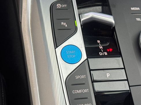 Used 2024 BMW i4 eDrive35 w/ Premium Package RWD image 18