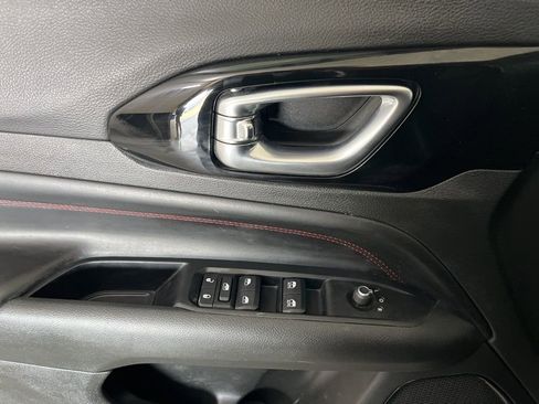 Used 2022 Jeep Compass Trailhawk image 57