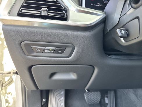 New 2026 BMW X5 xDrive40i w/ Climate Comfort Package image 33