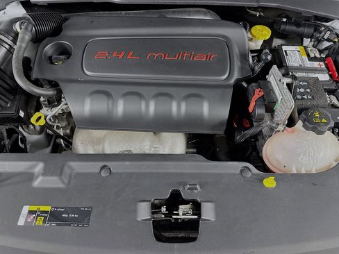 Used 2022 Jeep Compass Latitude w/ Convenience Group image 28