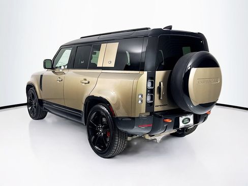 Used 2024 Land Rover Defender 110 X AWD/4WD image 7
