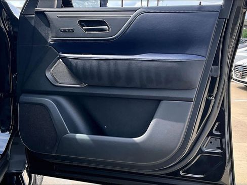 Used 2026 INFINITI QX80 4WD w/ Sport Exterior Package image 21