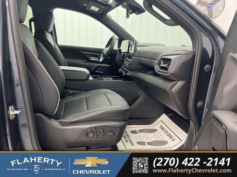 Used 2025 Chevrolet Silverado EV LT image 15