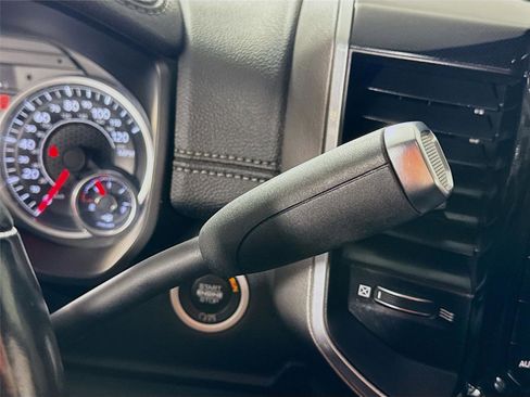 Used 2020 RAM 2500 Laramie image 11