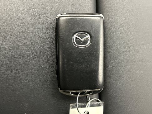 Used 2024 MAZDA CX-90 Plug-In Hybrid w/ Premium Pkg AWD/4WD image 10