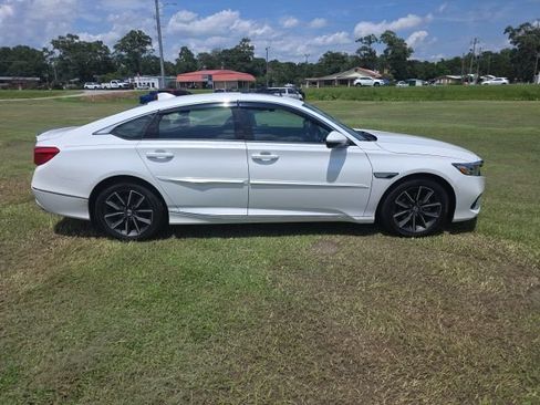 Used 2021 Honda Accord EX-L image 9