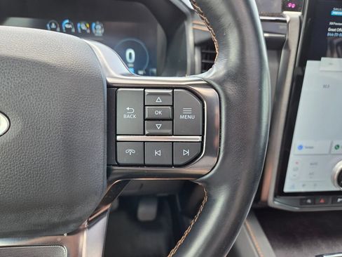 Used 2023 Ford Expedition Platinum AWD/4WD image 31