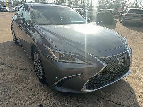 Used 2021 Lexus ES 350 w/ Premium Package image 4