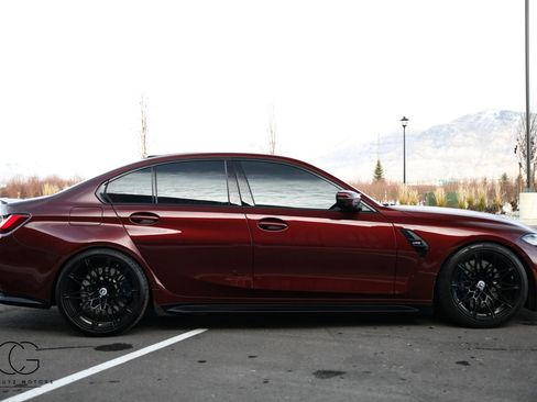 Used 2023 BMW M3 Sedan w/ Executive Package image 18