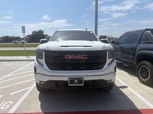 Used 2024 GMC Sierra 1500 Elevation RWD image 2