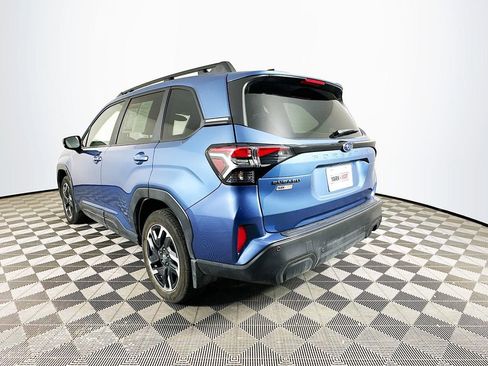 Certified 2025 Subaru Forester Limited image 7