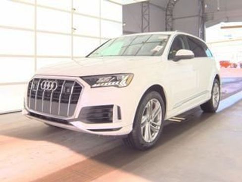 Used 2023 Audi Q7 3.0T Premium w/ Convenience Package image 1