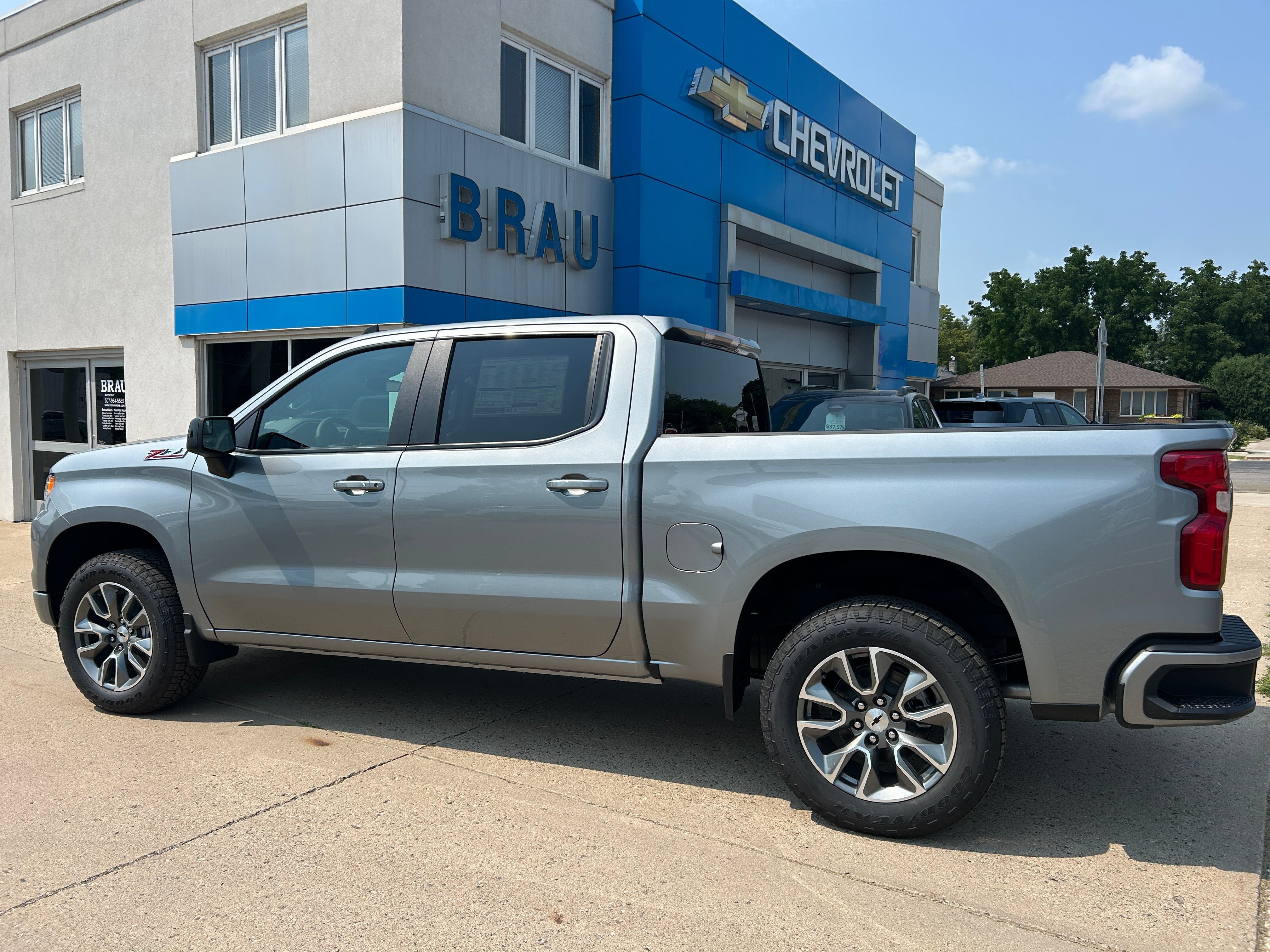New 2026 Chevrolet Silverado 1500 RST AWD/4WD image 1