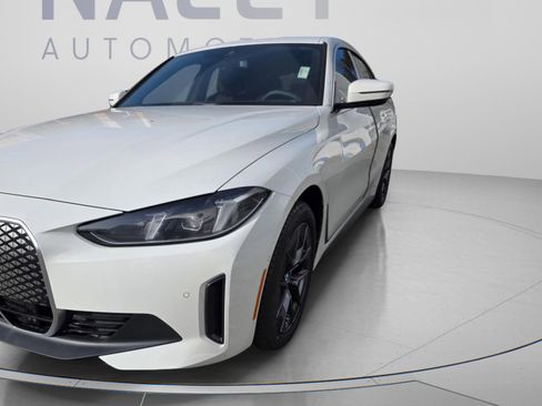 Used 2026 BMW i4 eDrive40 w/ Parking Assistance Package RWD image 4