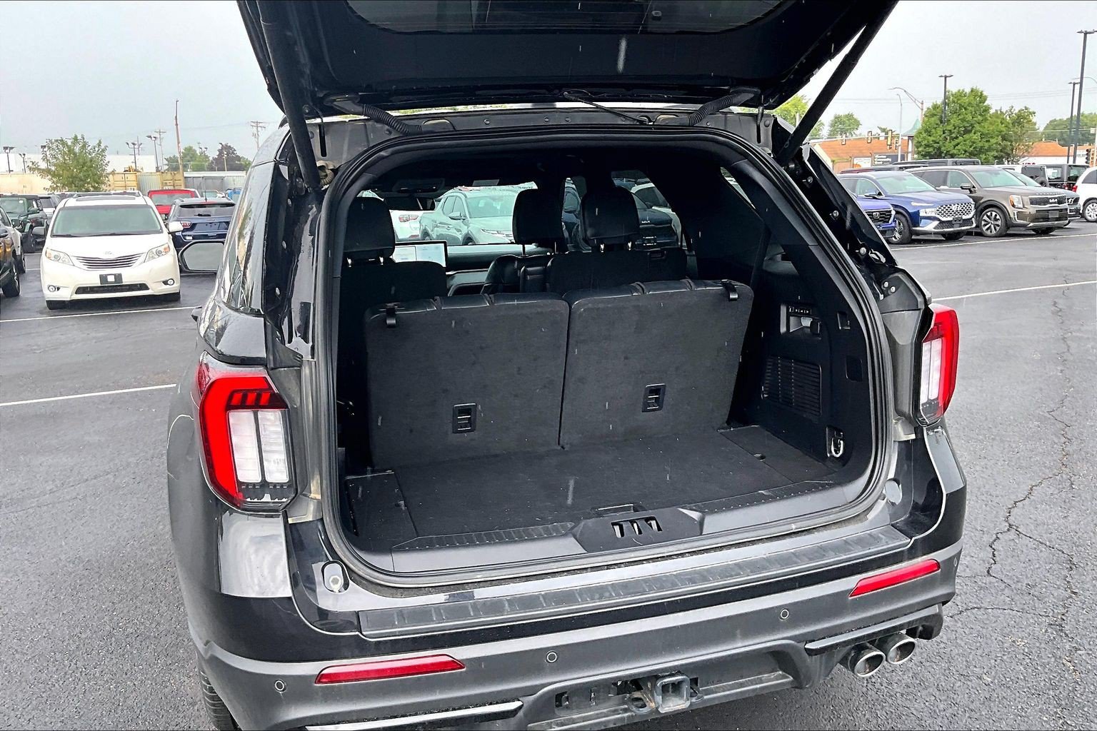 Used 2025 Ford Explorer ST AWD/4WD image 20