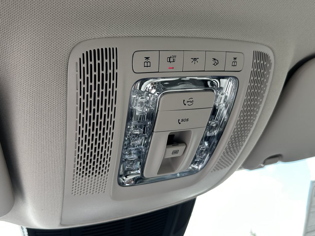 New 2026 Mercedes-Benz GLS 450 4MATIC image 33