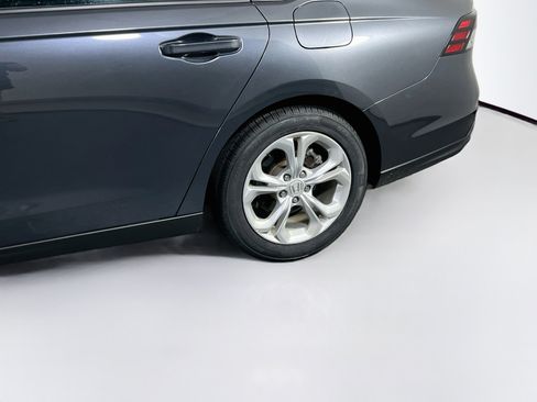 Used 2023 Honda Accord LX image 28